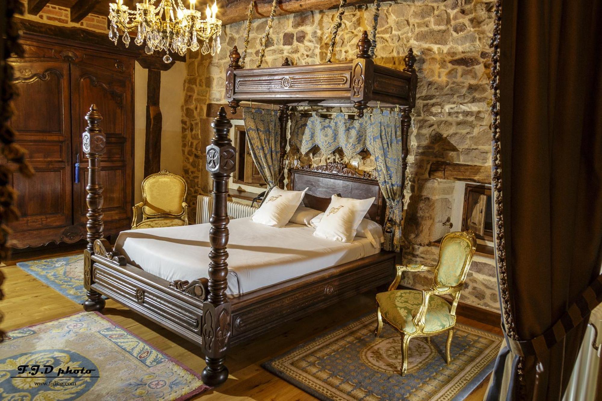 Palacio De Trasvilla Escobedo Quarto foto